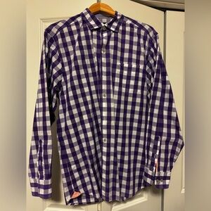 Tommy Bahama lightweight long sleeved shirt